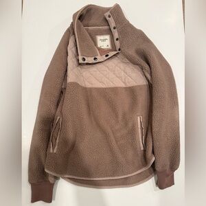Abercrombie & Fitch Taupe Quilted Fleece Pullover